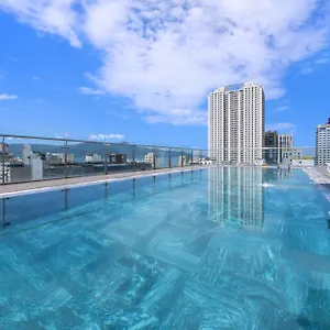 Aria Grand & 4*, Da Nang Wietnam